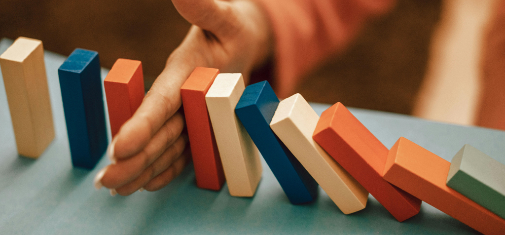 What is a clinical trial supply risk management plan?