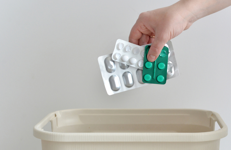 The hard balance between a short shelf life and low drug waste